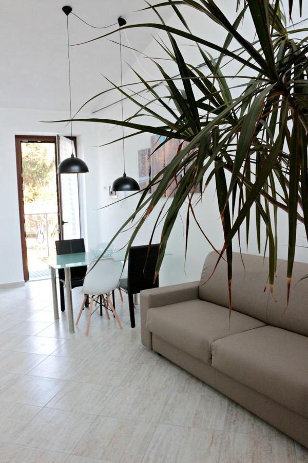Paradeisos Residence Sas Somma Lombardo Extérieur photo